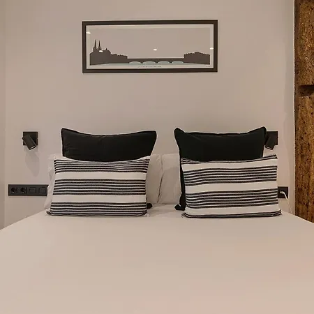 Moderno Y Lujoso En El Historico Casco Viejo 아파트 *