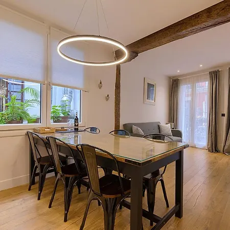 Moderno Y Lujoso En El Historico Casco Viejo Appartement *