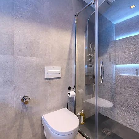 Appartement Moderno Y Lujoso En El Historico Casco Viejo Bilbao