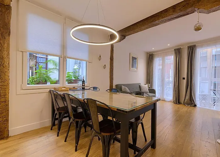 Moderno Y Lujoso En El Historico Casco Viejo Apartament *