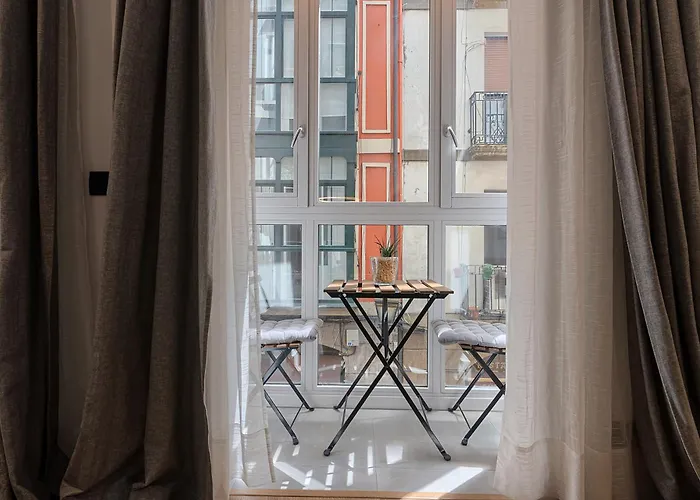 Moderno Y Lujoso En El Historico Casco Viejo Διαμέρισμα