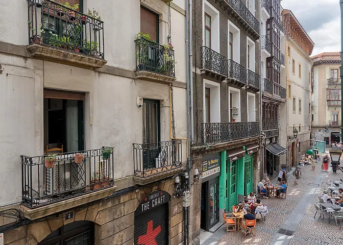 Moderno Y Lujoso En El Historico Casco Viejo Більбао